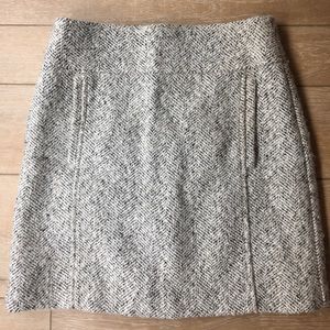 Gray marled knit LOFT skirt